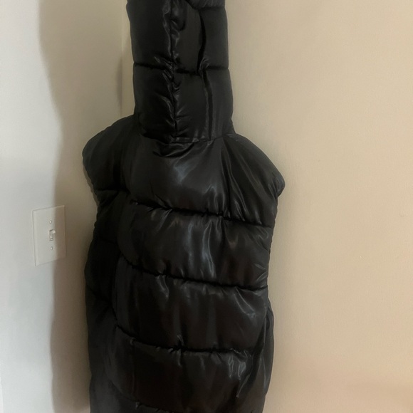 Moncler Vest - Picture 13 of 13